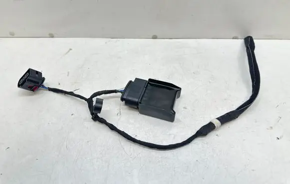 Volkswagen Caddy Fuel injection pump control unit/module 5Q0906093B