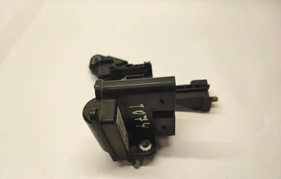 BMW 1 F20 F21 Current control relay 922501404