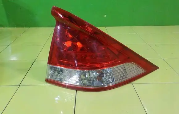 Honda Insight Rear/tail lights 