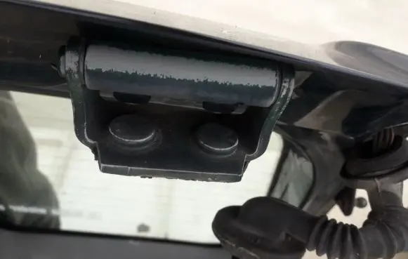 Mitsubishi Space Star Tailgate/trunk/boot hinge