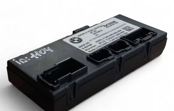 BMW X5 G05 Tailgate/trunk control unit/module 5A74B10 61355A74B10
