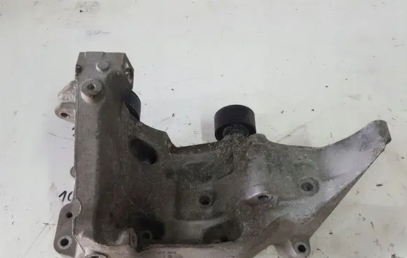 BMW 1 E81 E87 Generator/alternator bracket 