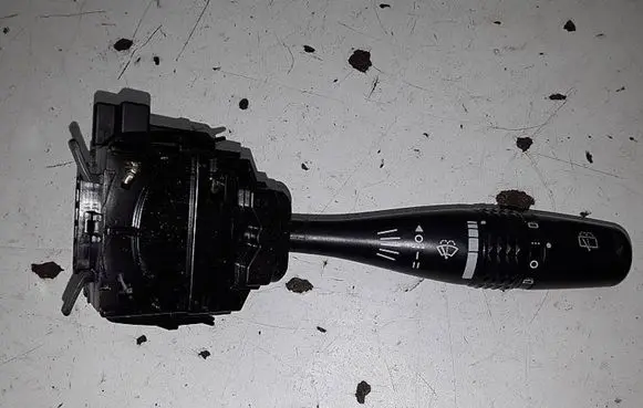 Mitsubishi Lancer Wiper control stalk