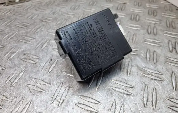 Toyota Land Cruiser (J100) Door control unit/module 897410C010 TN1513006850