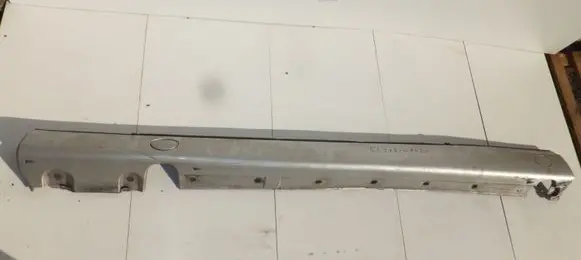 Mercedes-Benz CL C215 Sill 2156900140