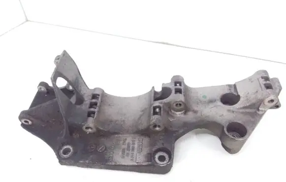 Volkswagen Golf IV Generator/alternator bracket 045903143C