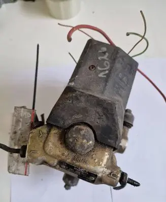 Mercedes-Benz E W124 ABS Pump 0265200043 948506241