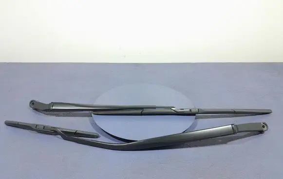 Toyota Corolla E10 Front wiper blade arm 