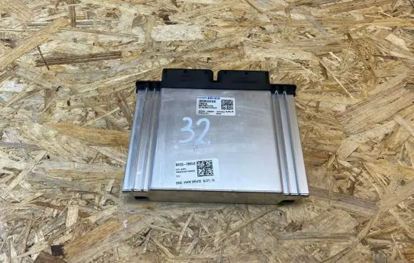 KIA Sportage Engine control unit/module 391252MFL0 391992M021