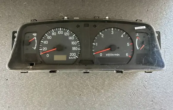 Speedometer (instrument cluster)