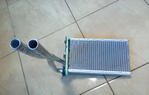 Toyota Aygo AB40 A/C cooling radiator (condenser) 671429TB NE69254