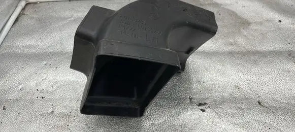 Chrysler Voyager Cabin air duct channel F4727 L0133281