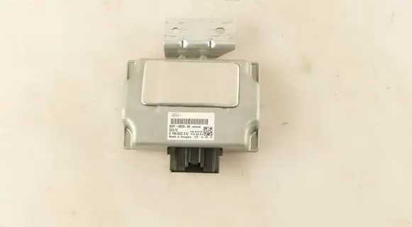 Ford Edge II Other devices DG9T14B526