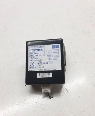 Toyota Corolla Verso AR10 Door control unit/module 897410F010 61B168000 10R021776