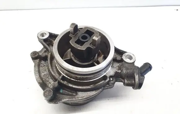 BMW 5 E60 E61 Vacuum pump 7791232 nr9067