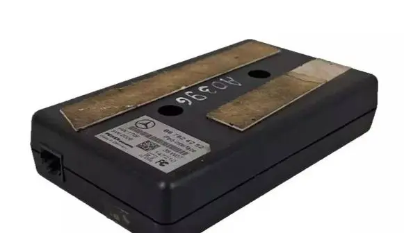 Mercedes-Benz A W169 Phone control unit/module B67824252