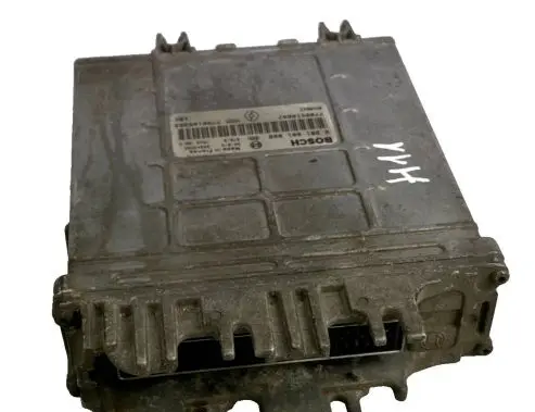 Renault Scenic I Engine control unit/module 7700105953 7700110647 0281001809