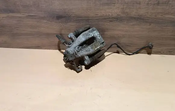 Citroen C3 Aircross Rear brake caliper 32055403