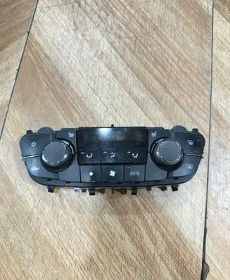 Opel Insignia A Climate control unit 13273102 2022081125