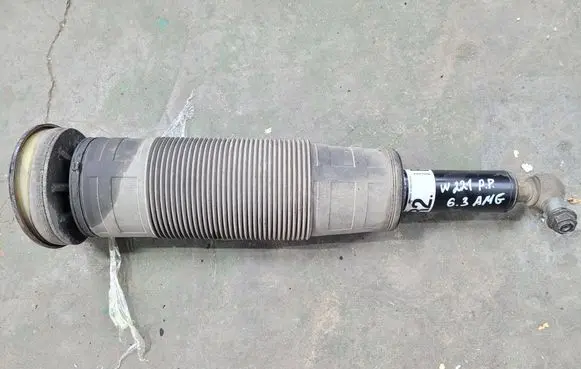 Mercedes-Benz S AMG W221 Front shock absorber/damper A2213208413