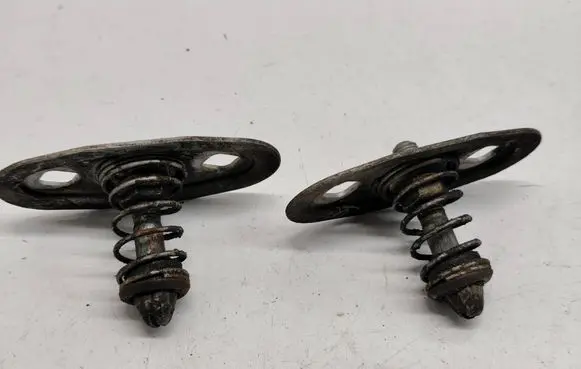 BMW 5 E39 Engine bonnet/hood lock/latch loop/hook 51238176594 8176594