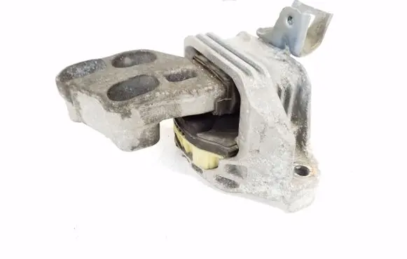 Mercedes-Benz B W246 W242 Engine mount bracket