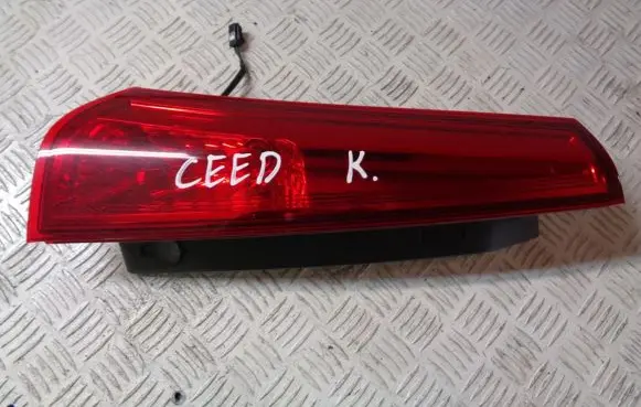 KIA Ceed Rear/tail lights 167609