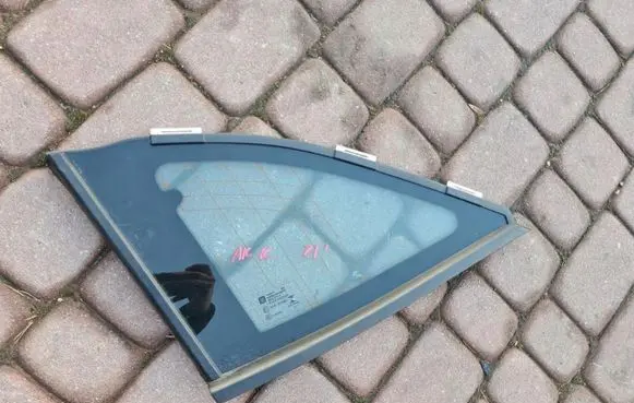 Opel Astra K Sliding door window/glass 