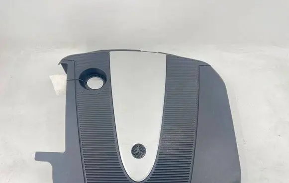 Mercedes-Benz C W203 Engine cover (trim) A6460160624