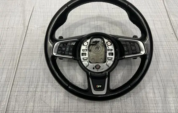 Jaguar E-Pace Steering wheel