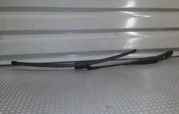 Volvo C30 Windshield/front glass wiper blade