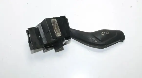 Ford Focus Indicator stalk AV6T13335AD