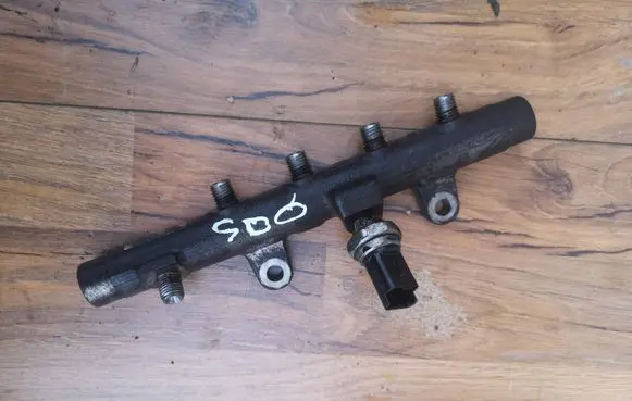 Nissan Qashqai Fuel main line pipe 8200815617