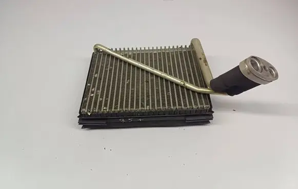 Air conditioning (A/C) radiator (interior)