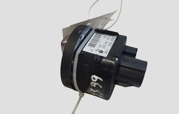 Volkswagen Golf V Light switch 3C8941431B