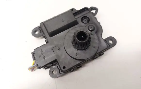 Ford Focus Air flap motor/actuator AA1138004770