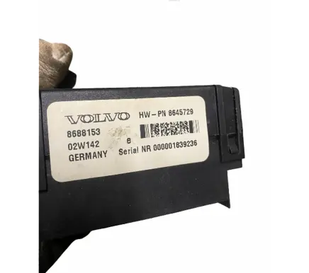 Volvo XC70 Fuse box set 8688153 02W142 8645729