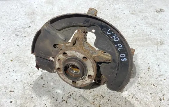 Front wheel hub spindle knuckle