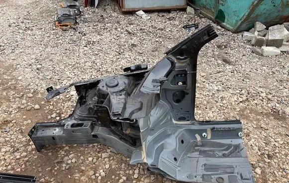 Cupra Leon Front quarter panel 