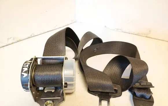 Opel Astra J Rear seatbelt 617472300A 07408 110517