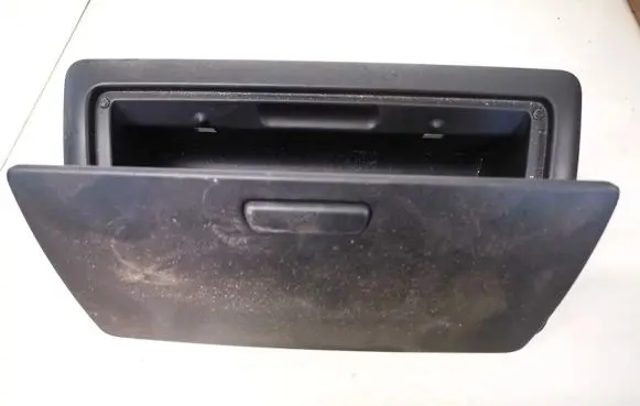 BMW 1 E81 E87 Glove box 9211788 112420-10