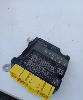 Mercedes-Benz E W213 Airbag control unit/module 2138007105 A2C87076805 A2139010104