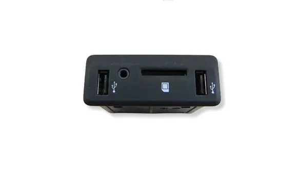 Renault Megane IV USB socket connector 280236887R DQ16X54324