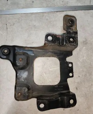 Volvo V50 Battery tray 3M51R6K034AF