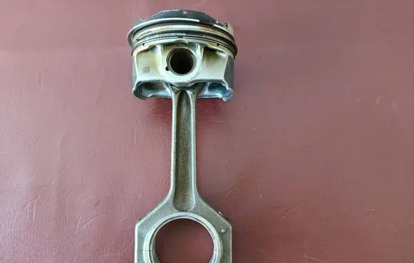 BMW 3 F30 F35 F31 Piston with connecting rod 7124408 11247624408 8619196