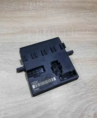 Audi A8 S8 D3 4E Comfort/convenience module 4E0907279L