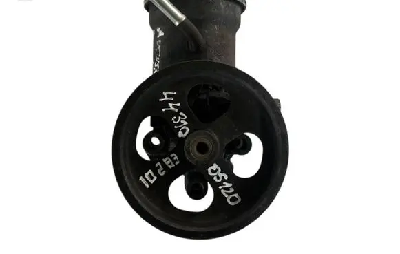 Toyota Avensis T250 Power steering pump 4431005120