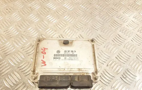 Volkswagen Touareg I Engine control unit/module ECU 4D0907560DA 0261208348