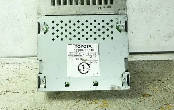 Lexus IS 200-300 Sound amplifier 8628053040