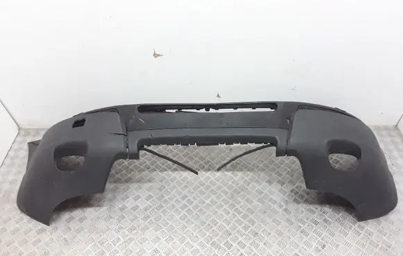 Volvo XC90 Front bumper 08620598